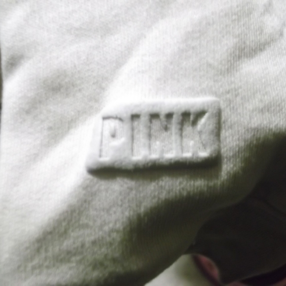 Womans Clothing - Picture 2 of 2